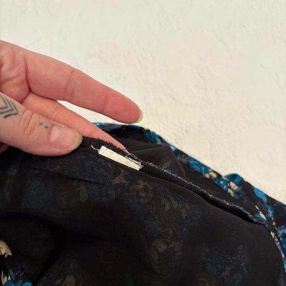 Zara Blue Floral Multicolored Rouched Mini Skirt Size Large - Picture 7 of 11